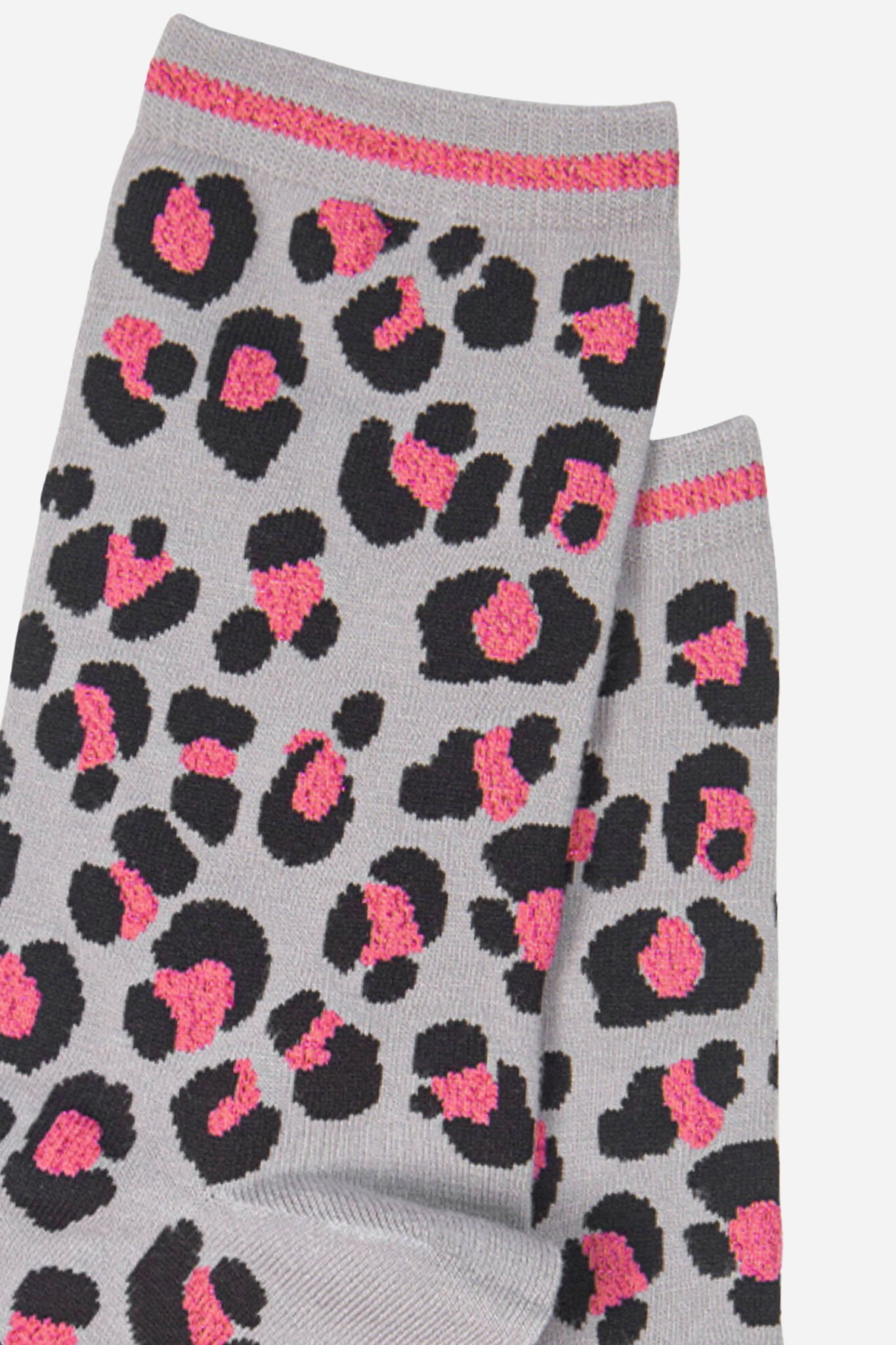 Women's Leopard Print Bamboo Ankle Socks- Grey/Pink